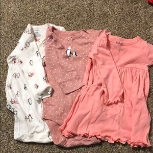 3/$15. Baby girl clothes 💕